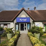 Kyriad Chantilly Sud - Luzarches 3* Chaumontel