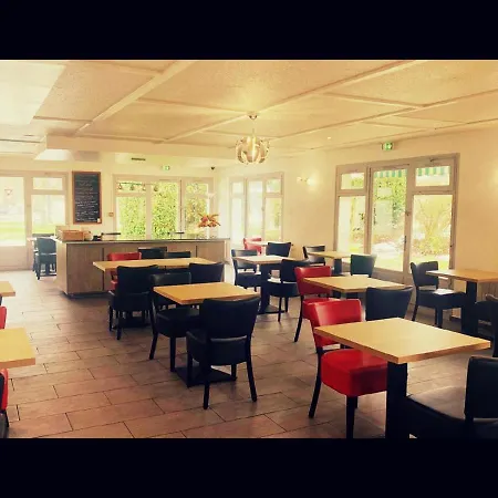 Hotel Kyriad Chantilly Sud - Luzarches Chaumontel