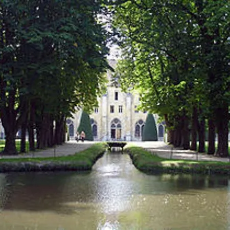 Kyriad Chantilly Sud - Luzarches Chaumontel