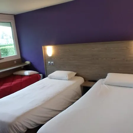 Kyriad Chantilly Sud - Luzarches 3* Chaumontel