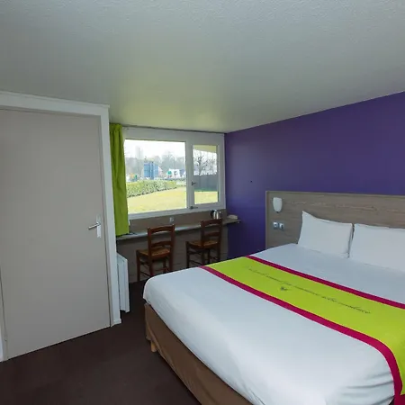 Kyriad Chantilly Sud - Luzarches 3* Chaumontel