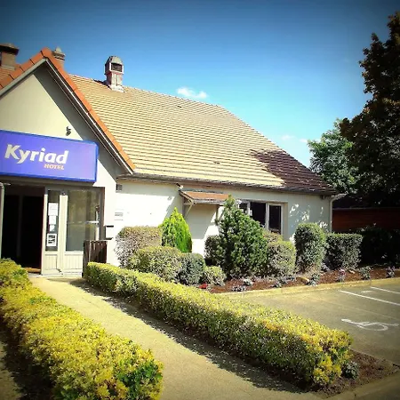 Kyriad Chantilly Sud - Luzarches 3* Chaumontel