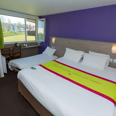 Kyriad Chantilly Sud - Luzarches Szálloda 3*