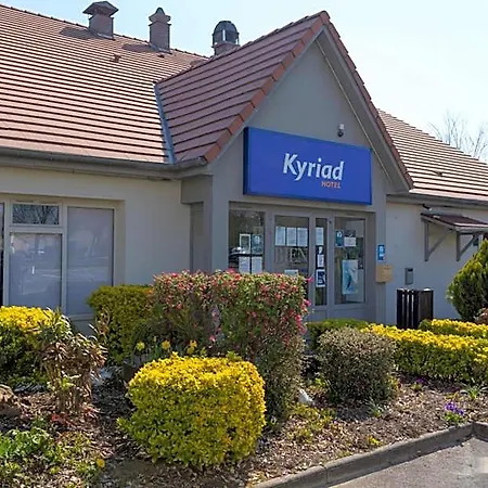 Kyriad Chantilly Sud - Luzarches Szálloda Chaumontel
