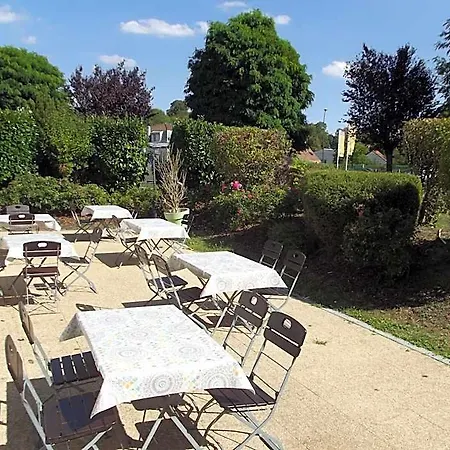 Kyriad Chantilly Sud - Luzarches 3* Chaumontel