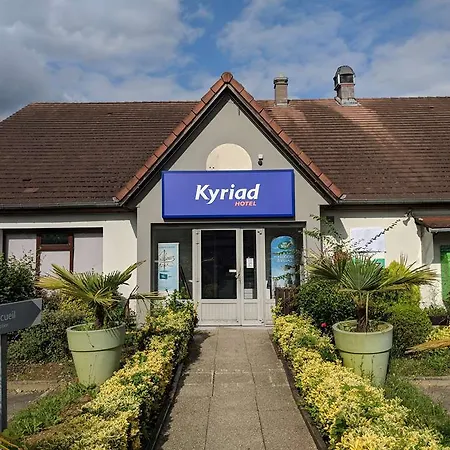Kyriad Chantilly Sud - Luzarches 3* Chaumontel