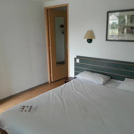 Kyriad Chantilly Sud - Luzarches Hotel Chaumontel