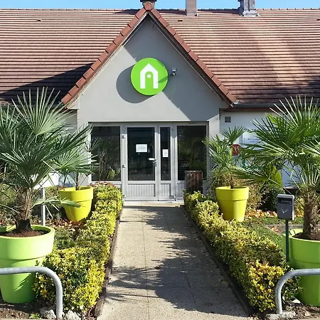 Szálloda Kyriad Chantilly Sud - Luzarches Chaumontel