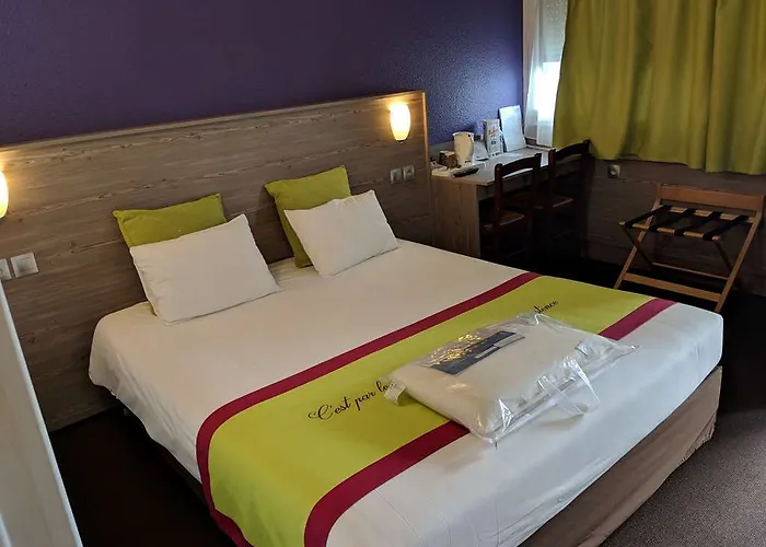 Hotel Kyriad Chantilly Sud - Luzarches Chaumontel