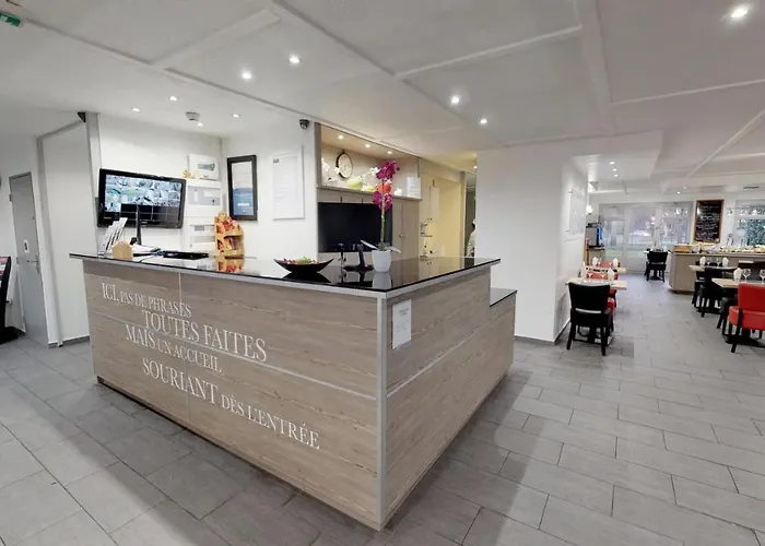 Kyriad Chantilly Sud - Luzarches 3* Chaumontel